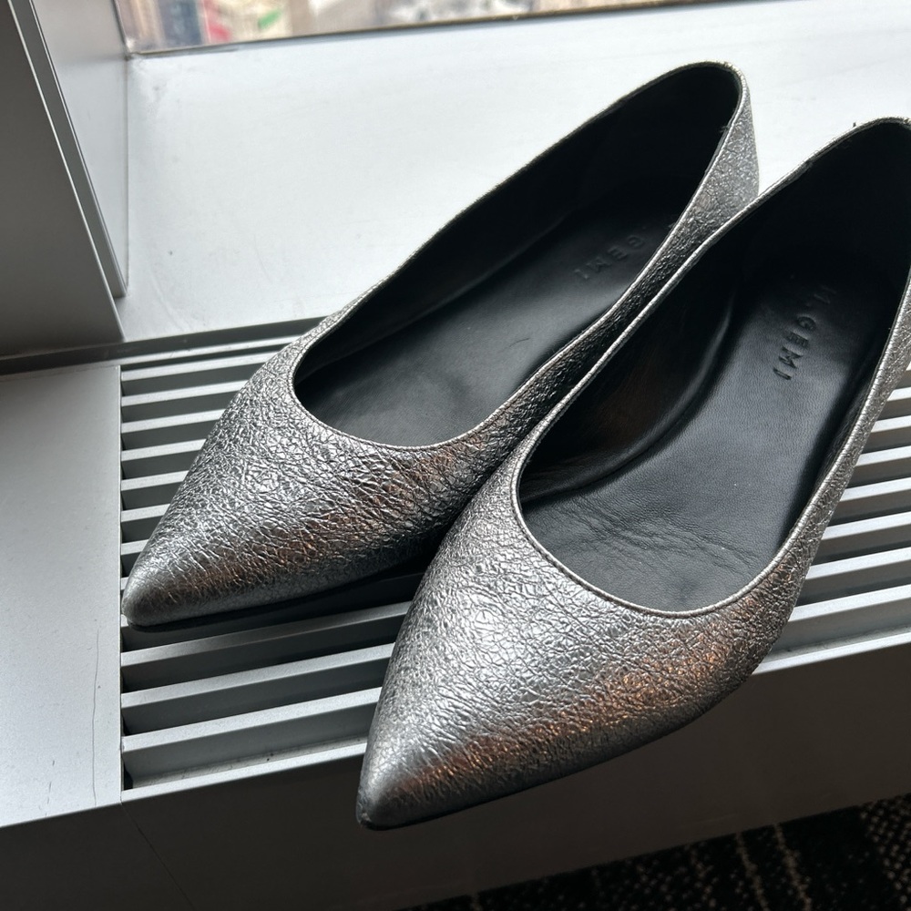 M. Gemi Silver Textured Flats